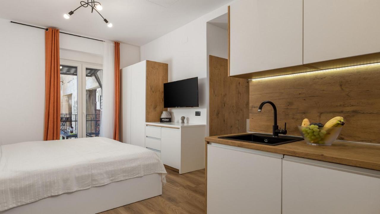 Apartments Bristol Rijeka Exterior foto