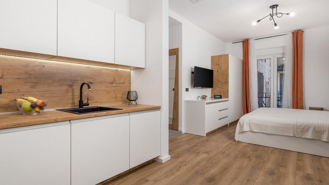 Apartments Bristol Rijeka Exterior foto